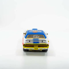 VP Racing 1970 Dodge Challenger Diecast— R/T HEMI 1:24 Scale-7