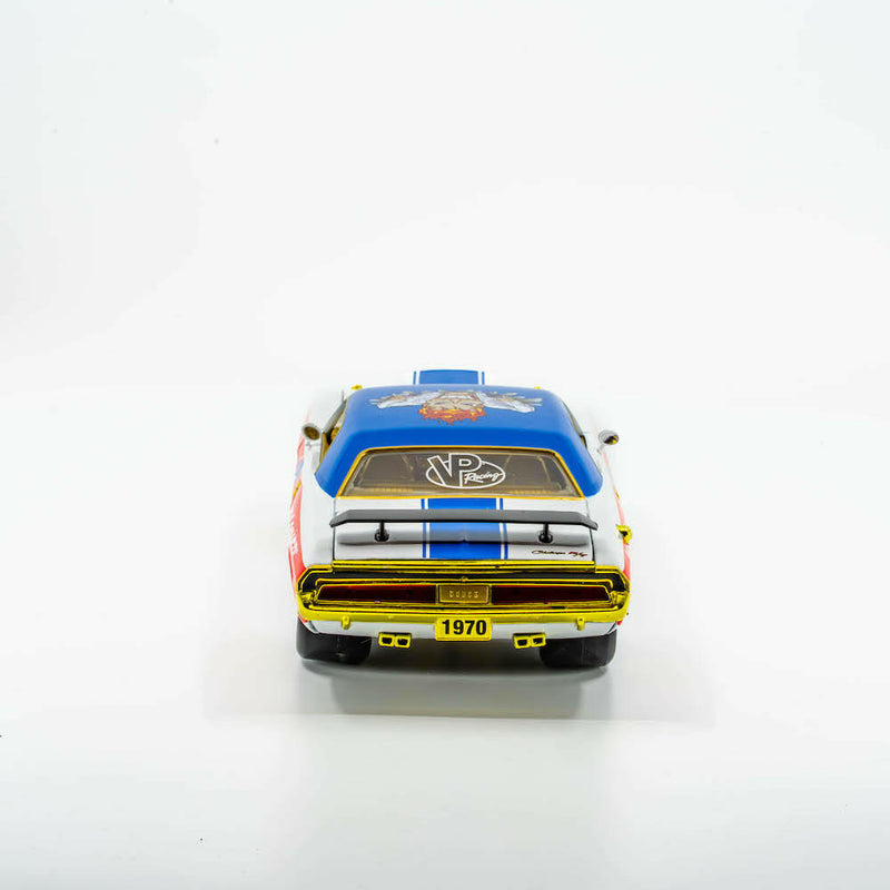 VP Racing 1970 Dodge Challenger Diecast— R/T HEMI 1:24 Scale-7