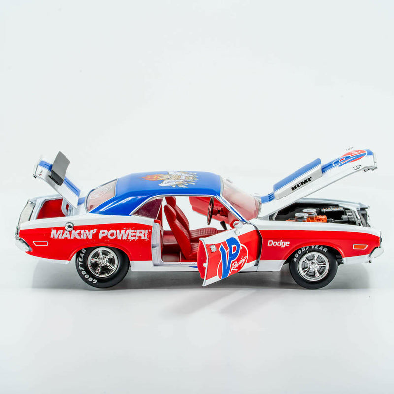VP Racing 1970 Dodge Challenger Diecast— R/T HEMI 1:24 Scale-19