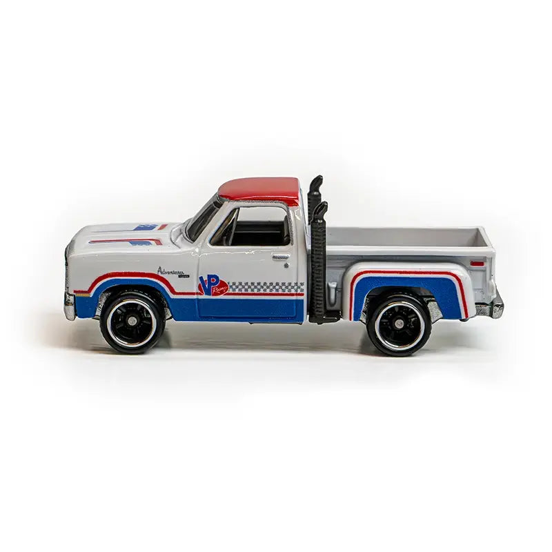 VP Racing Hot Wheels 1978 Dodge Lil Red Express Truck (1:64 Scale)-2